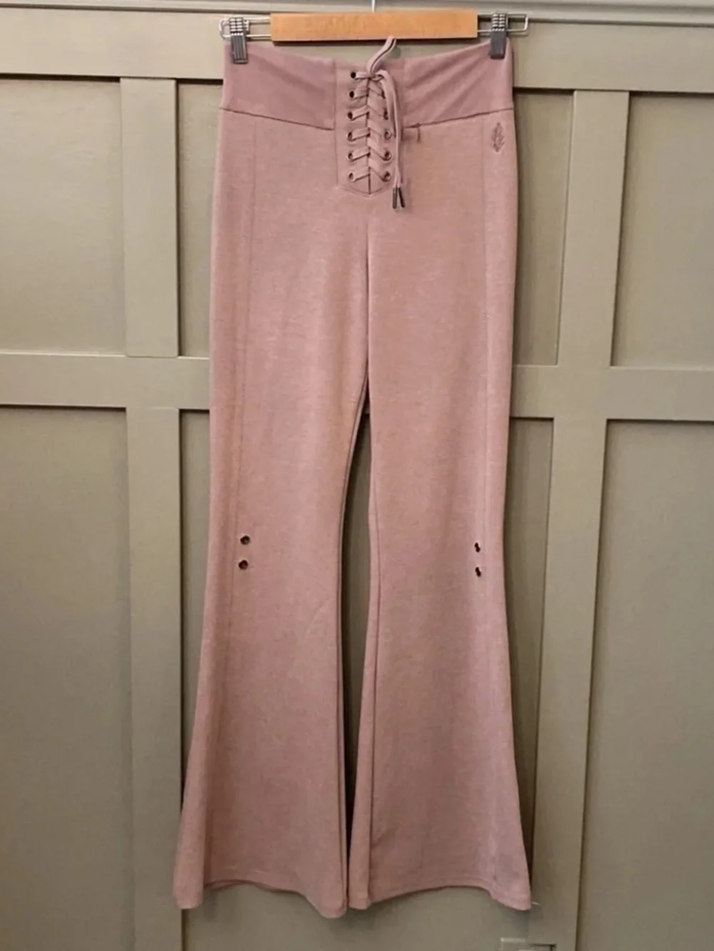 Free People Movement Downhill Flared Sweatpants High Rise Moonlight Mauve Sz XS